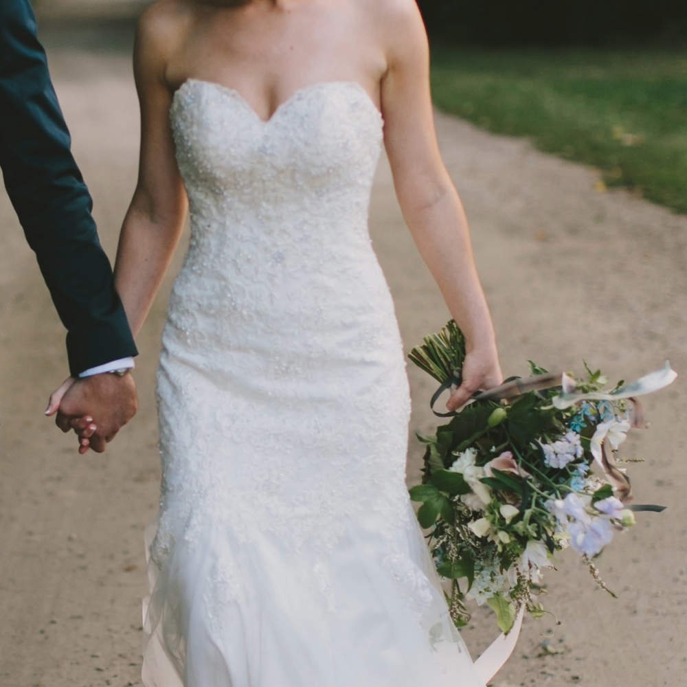 Stella York ivory lace with beading Wedding Dress